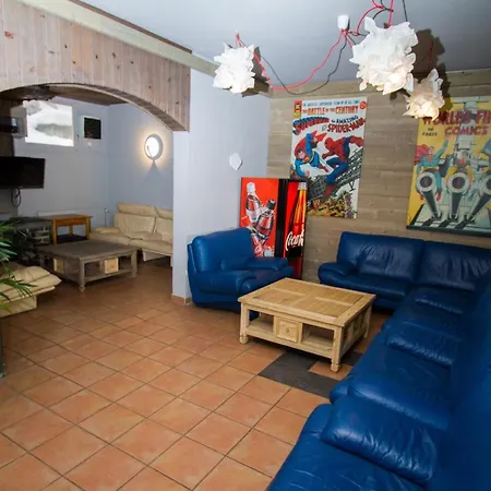 Les Elfes 住宿加早餐酒店 2*